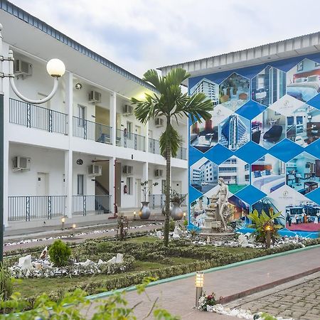 Hotel La Falaise Bonanjo Douala Ngoại thất bức ảnh