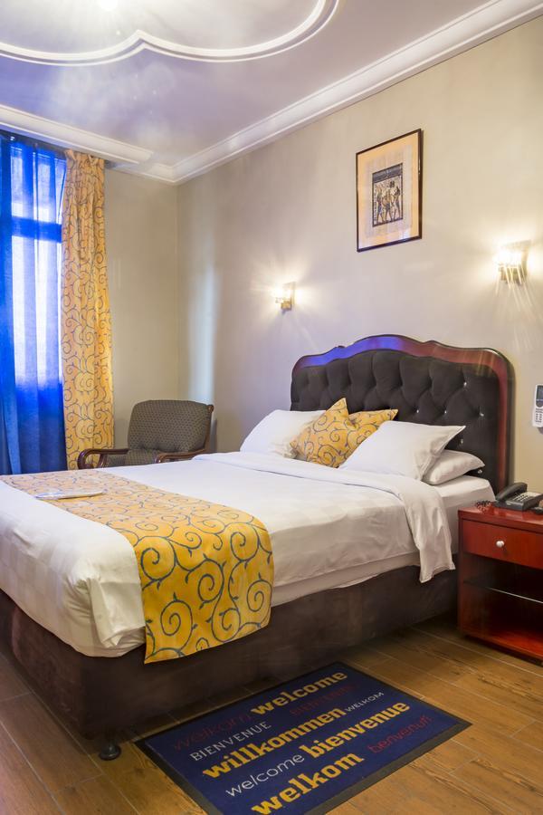 Hotel La Falaise Bonanjo Douala Ngoại thất bức ảnh